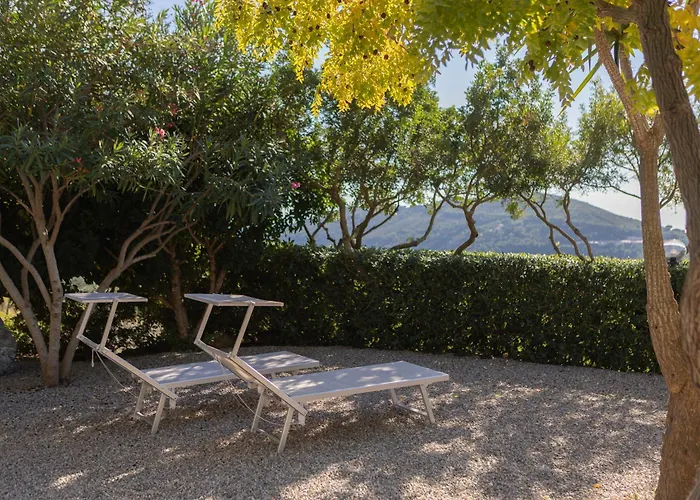 Le Essenze Di By Elbasummer Appartement Lacona